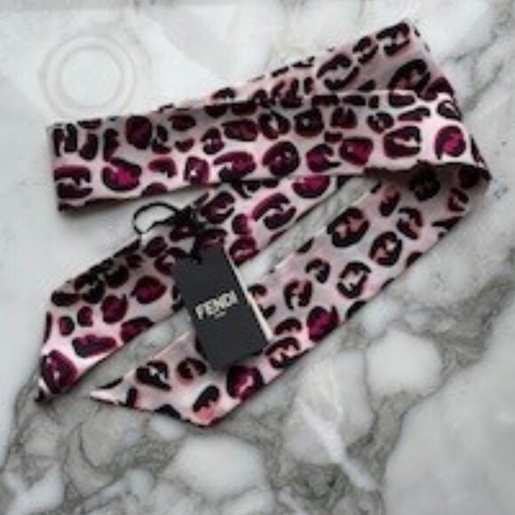 FENDI silk printed bandeau - WRAPPY- NWTAGS - Picture 2 of 4